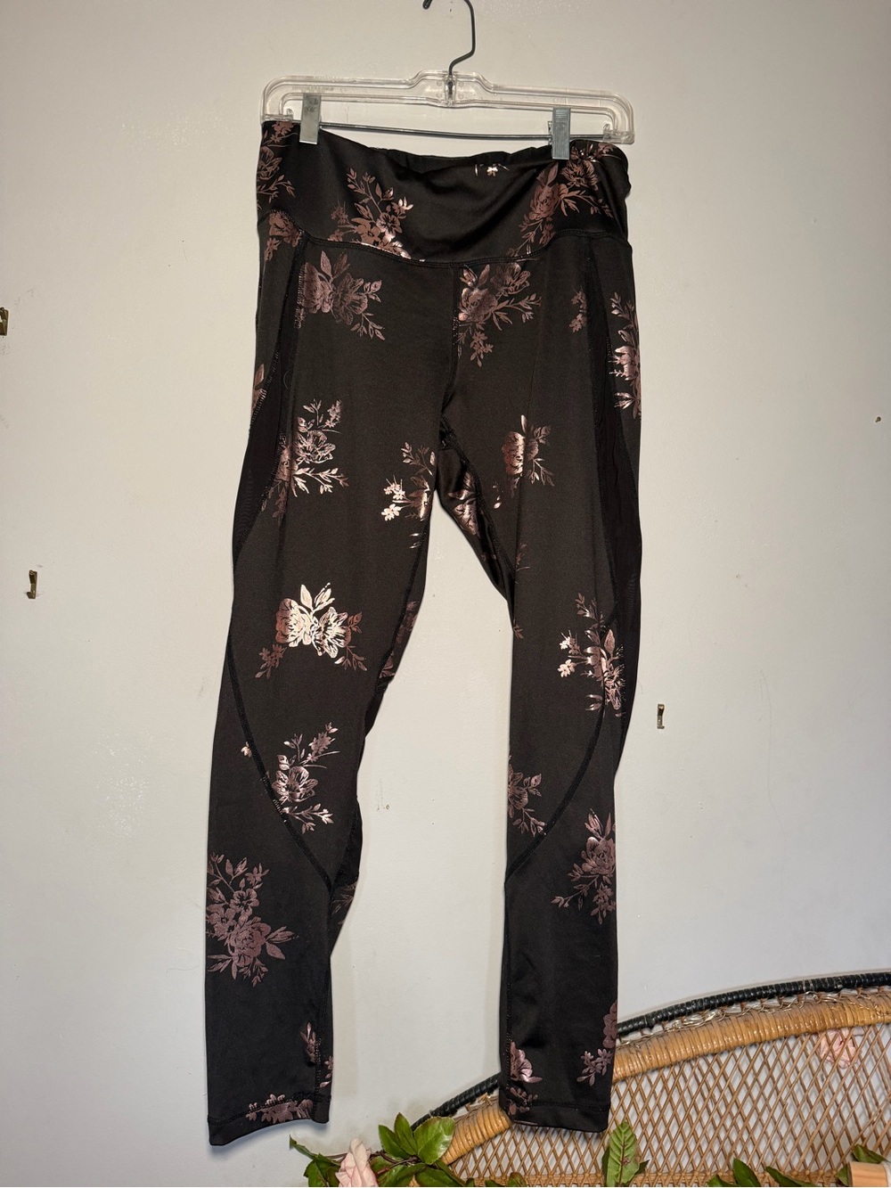 High-Rise Black Leggings with Rose Gold Floral Print